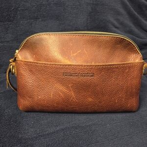 Portland Leather Brown Leather Crossbody